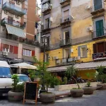“A piazzetta”
